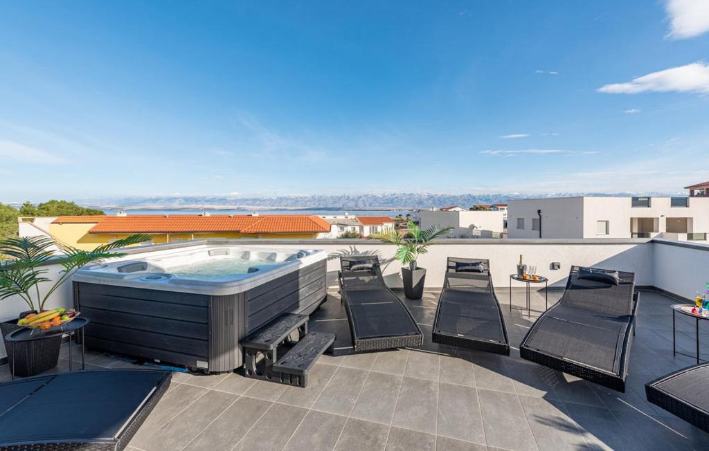 ויר Luxurioeses Penthouse Welle Mit Whirlpool, Grill Und Meerblick מראה חיצוני תמונה