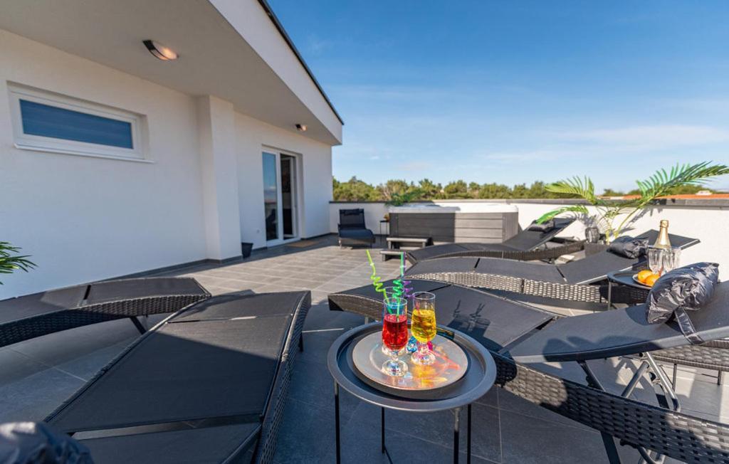 ויר Luxurioeses Penthouse Welle Mit Whirlpool, Grill Und Meerblick מראה חיצוני תמונה