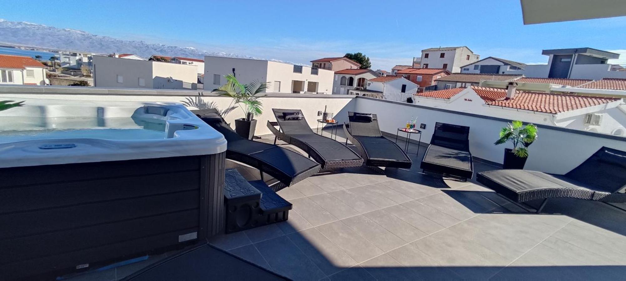 ויר Luxurioeses Penthouse Welle Mit Whirlpool, Grill Und Meerblick מראה חיצוני תמונה